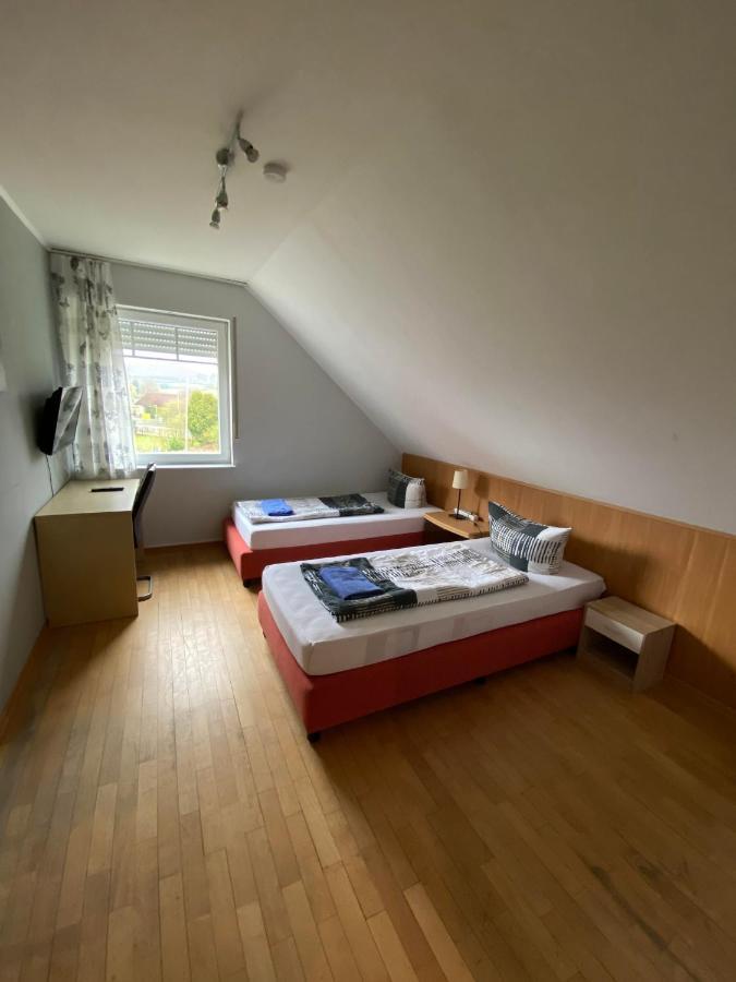 Апартаменты Gastehaus Sonneborn Barntrup Экстерьер фото